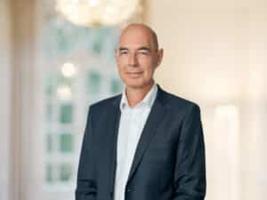 Photo de Vincent Brulhart, Avocat - Professeur Univ. Lausanne & Genève — IRPP